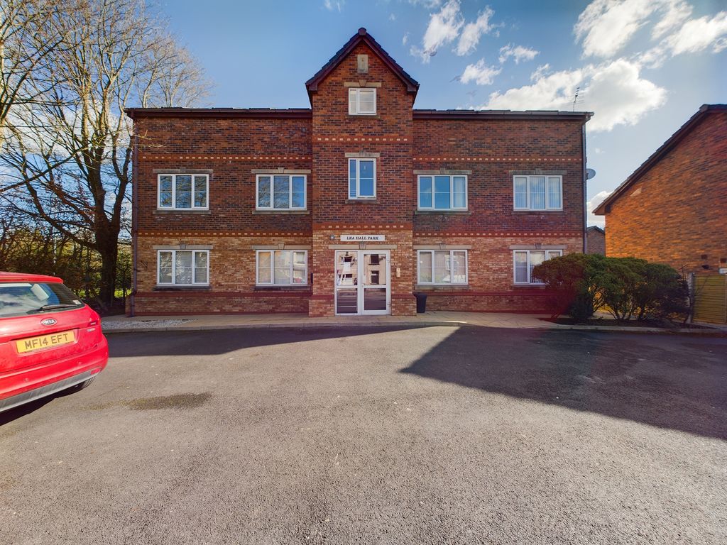 2 bed flat for sale in Leigh Road, Westhoughton, Bolton BL5 Zoopla