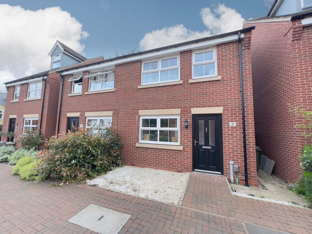 3 bed semidetached house for sale in Haymans Corner, Mansfield