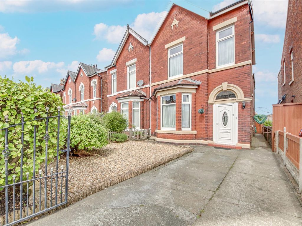 3 bed semidetached house for sale in Tithebarn Road, Southport PR8, £