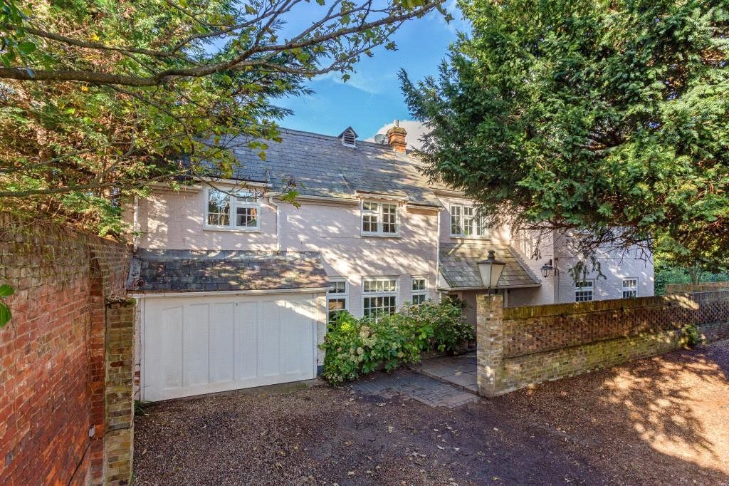 4 bed detached house for sale in High Street, Datchet, Slough