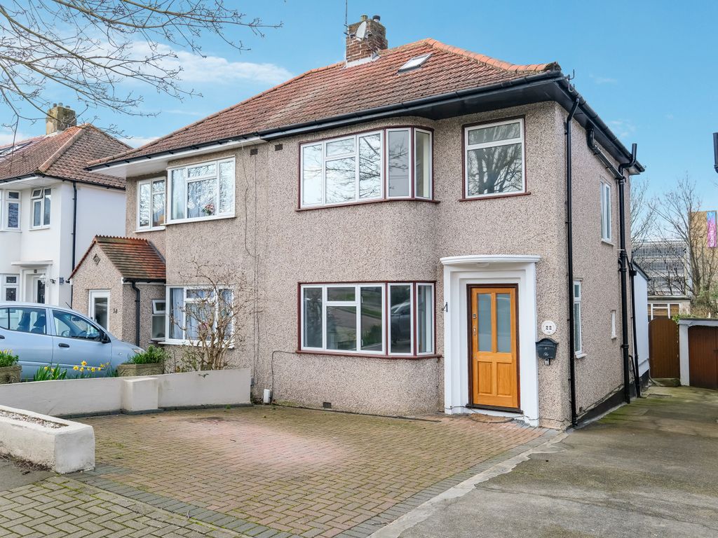 4 bed semidetached house for sale in Lodge Crescent, Orpington BR6, £