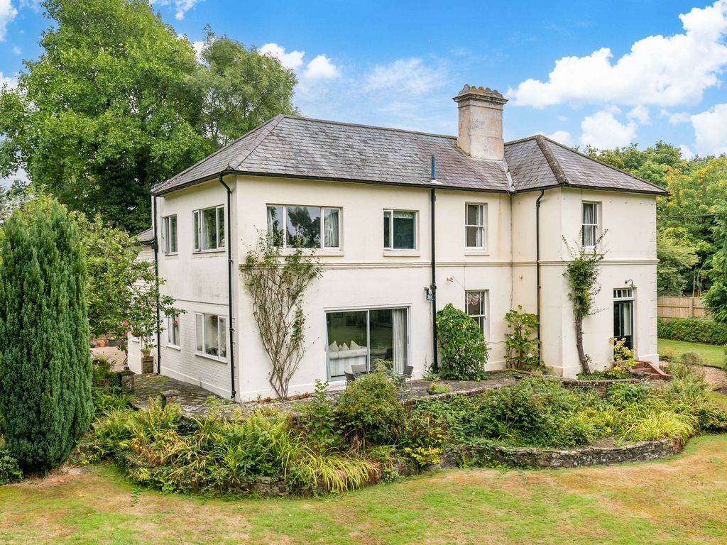 5 bed detached house for sale in Copthorne Common, Copthorne RH10 Zoopla