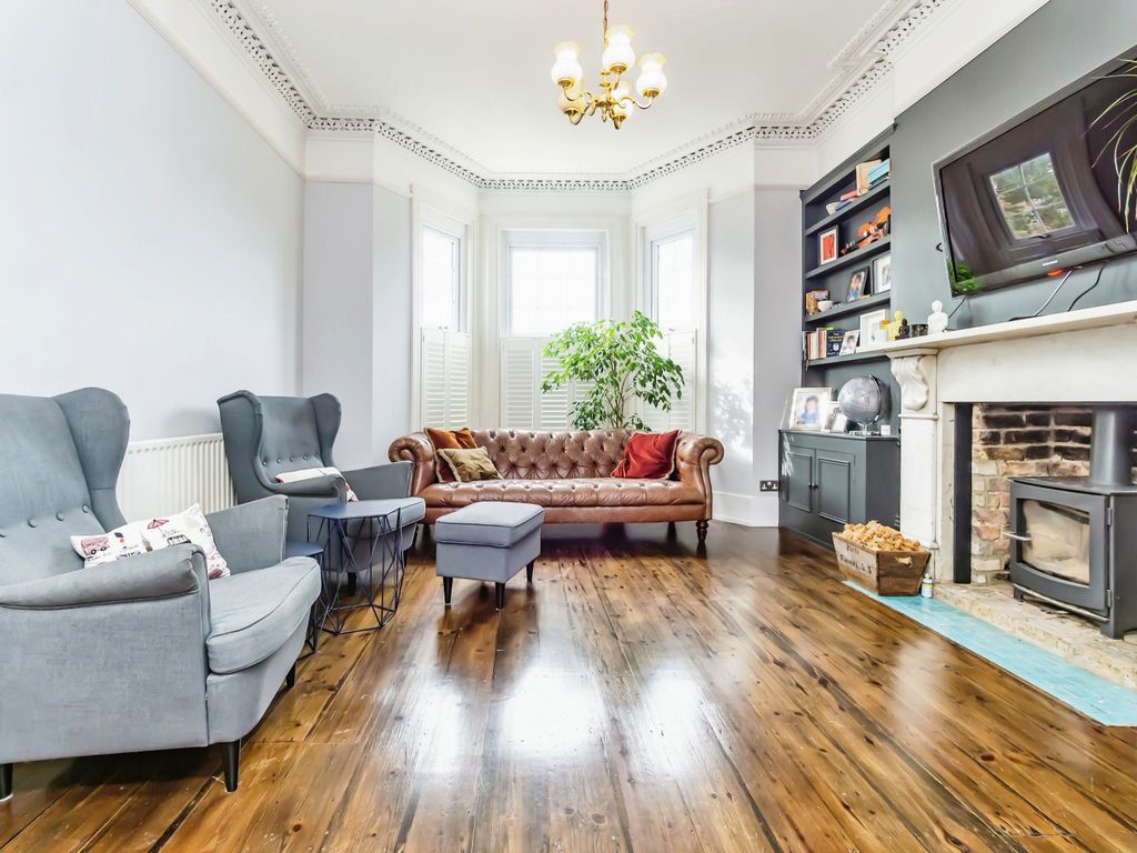 5 bed detached house for sale in Bromley Common, Bromley BR2, £1,350,000 Zoopla