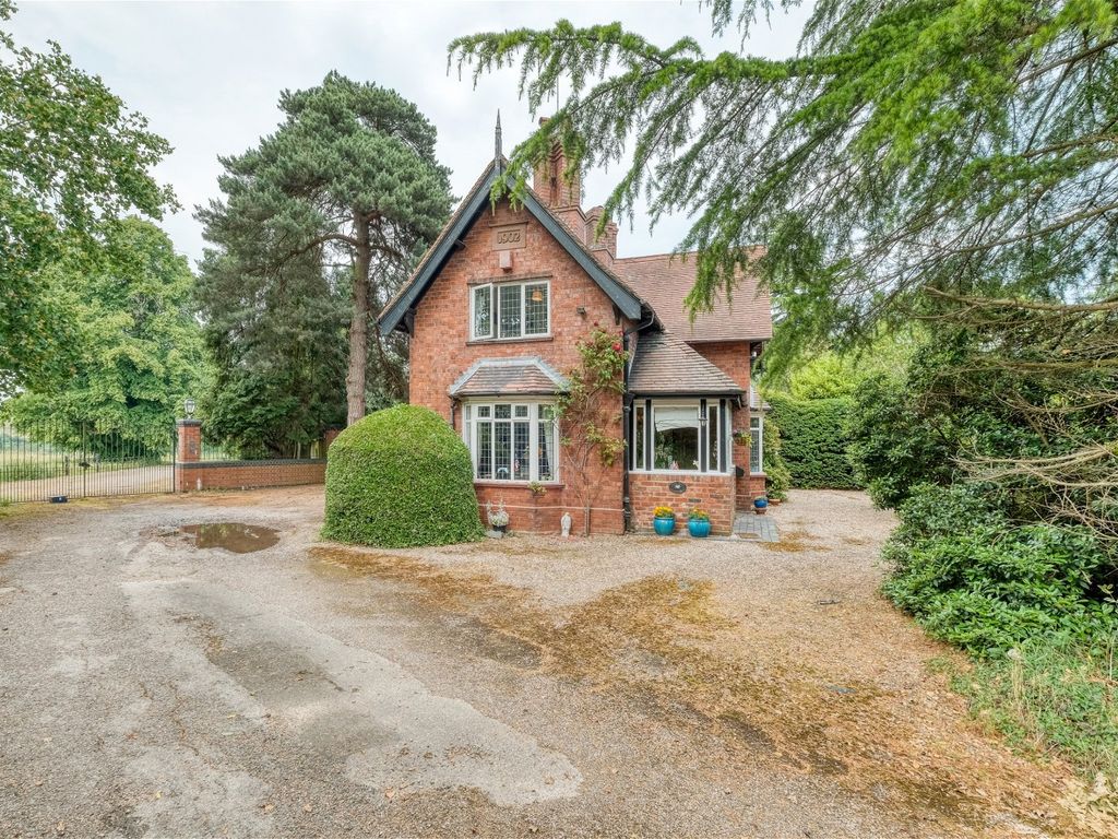 4 bed detached house for sale in Parkhall Lodge, Birmingham Road