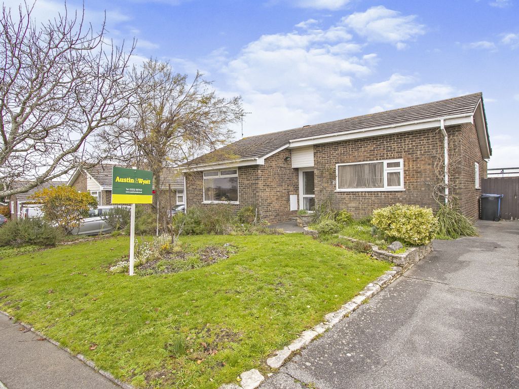 3 bed bungalow for sale in Kellaway Road, Canford Heath, Poole, Dorset