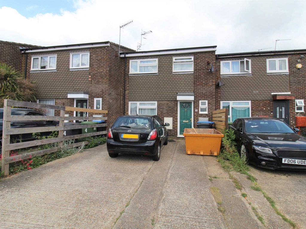 3 bed terraced house to rent in Lomond Road, Hemel Hempstead HP2 Zoopla