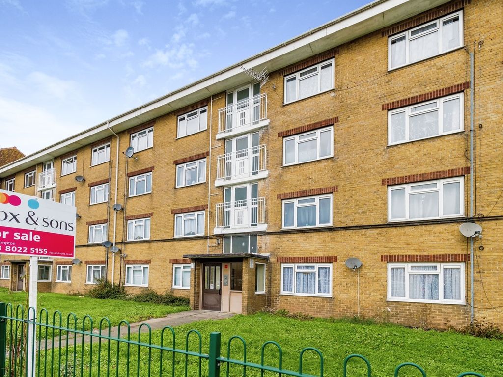 2 bed flat for sale in Green Park Road, Southampton SO16 Zoopla