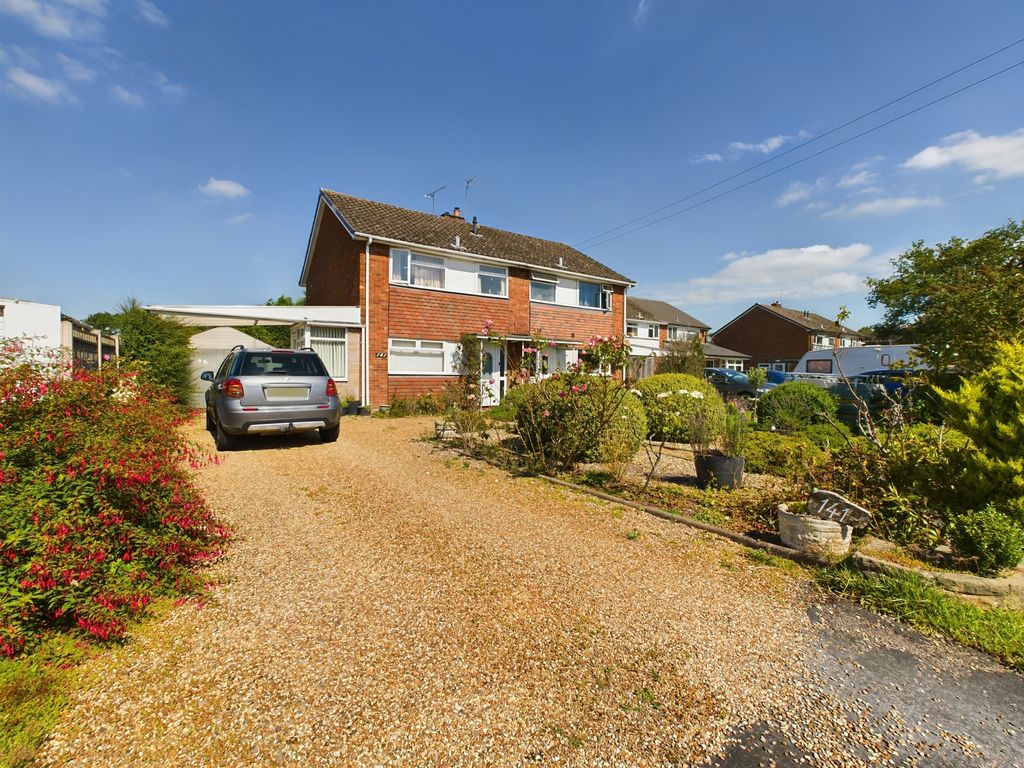 3 bed semidetached house for sale in Crab Lane, Stafford, Staffs