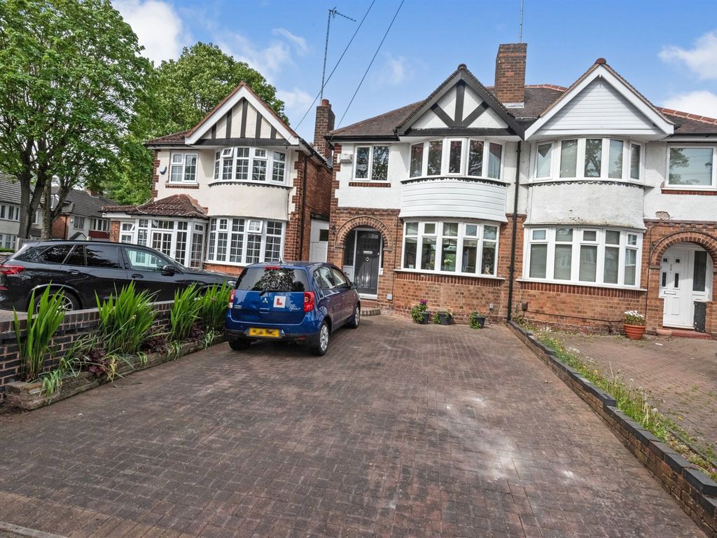 3 bed semidetached house for sale in Gleneagles Road, Birmingham B26 Zoopla