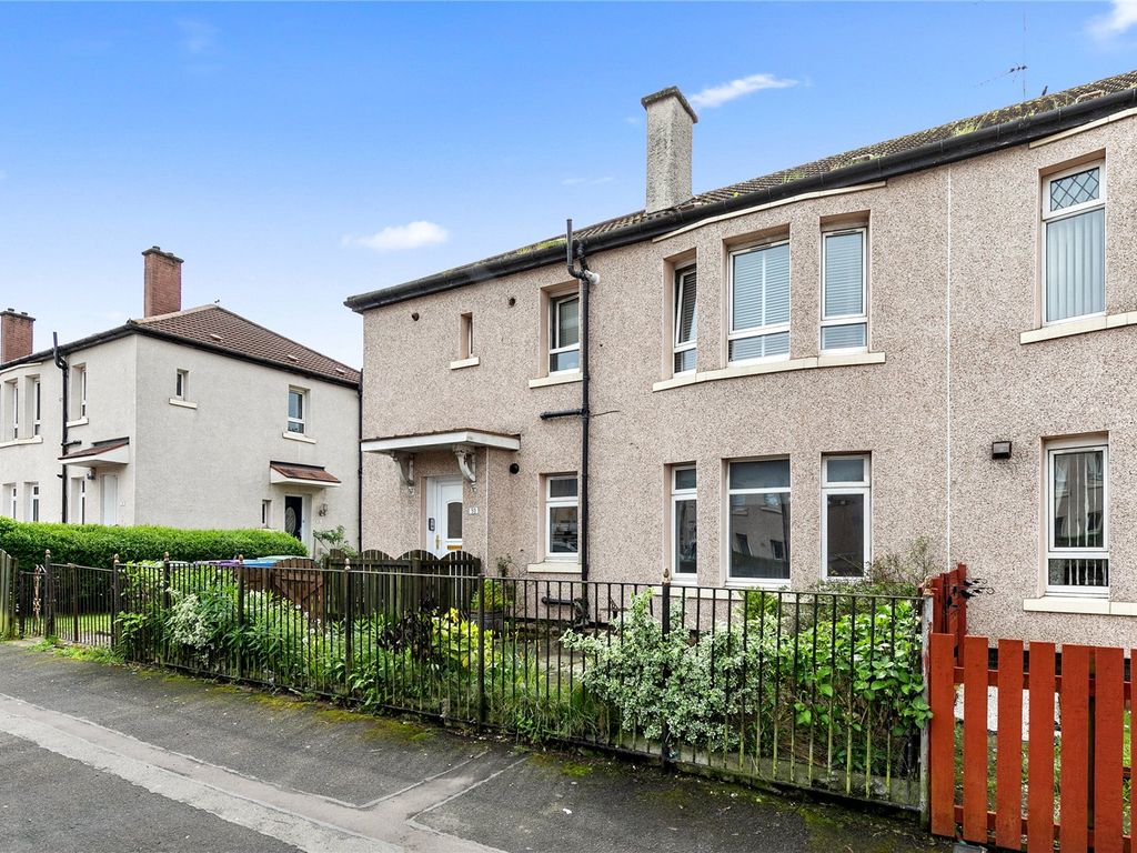 3 bed flat for sale in Ashgill Road, Parkhouse, Glasgow G22, £95,000