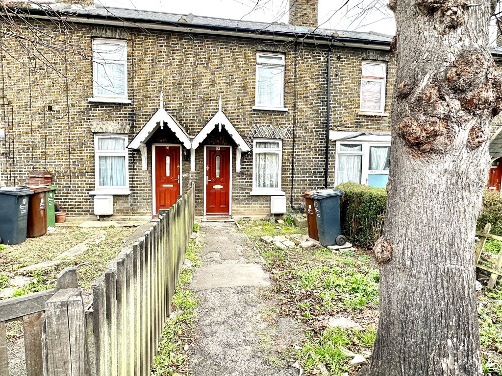 2 bed terraced house for sale in Castle Lane, Becontree, Dagenham RM8 Zoopla