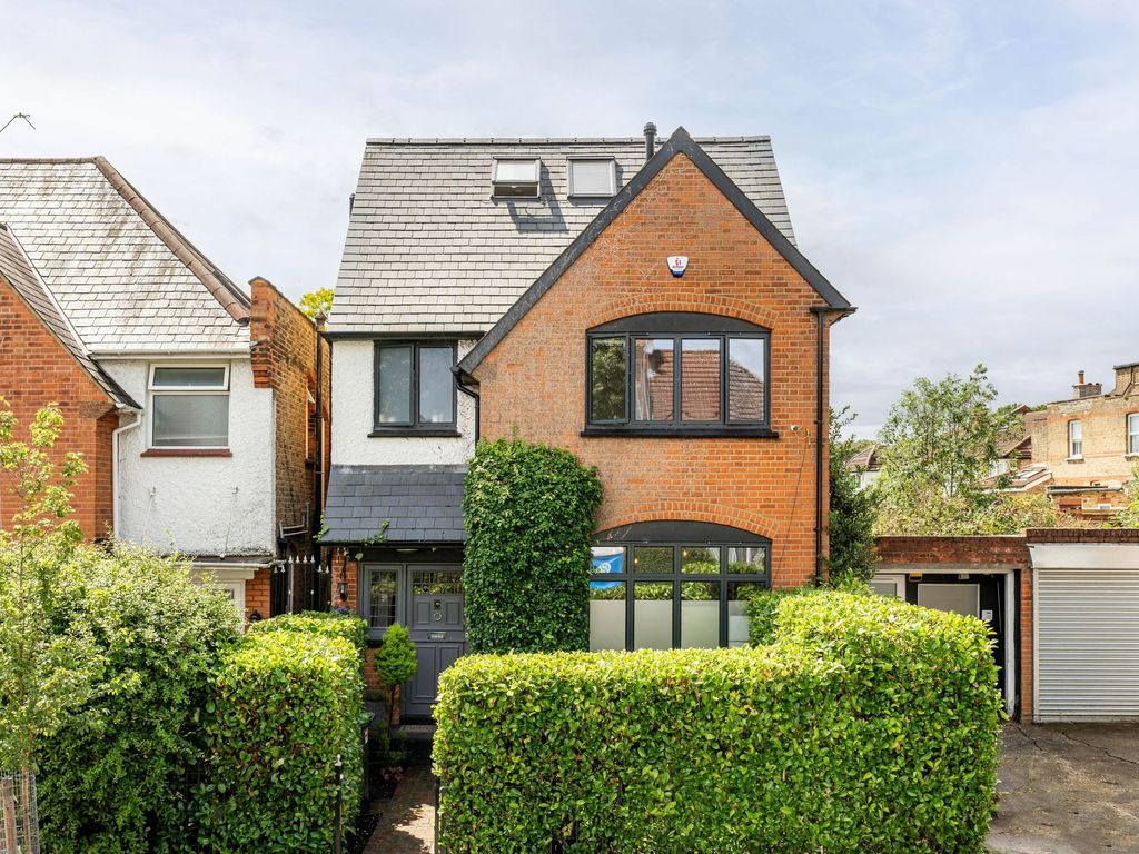 4 bed detached house for sale in Fernleigh Road, London N21 Zoopla