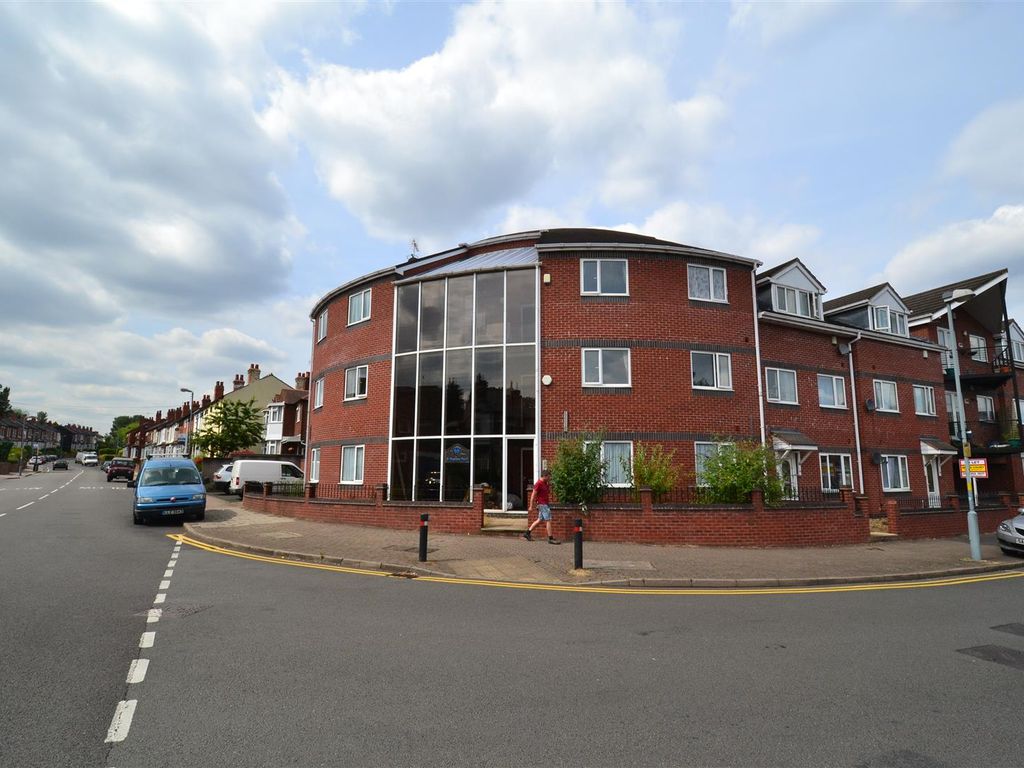 4 bed flat to rent in St. Stephens Road, Selly Oak, Birmingham B29, £