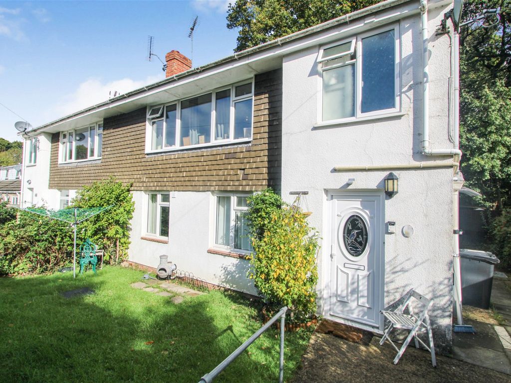 2 bed for sale in Guillemot Close, Hythe, Southampton SO45