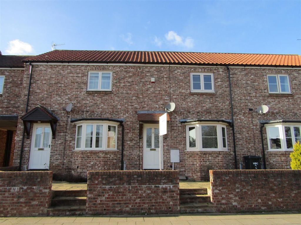 2 bed terraced house to rent in Back Lane, Boroughbridge, York YO51