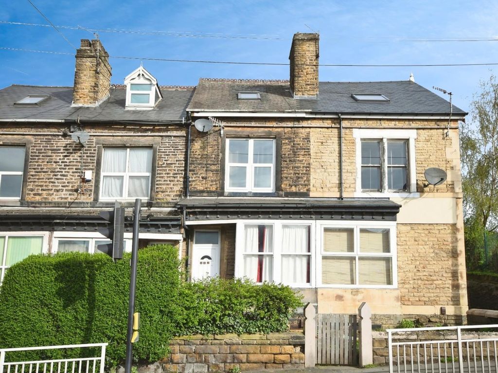 4 bed terraced house for sale in Halifax Road, Sheffield S6, £165,000