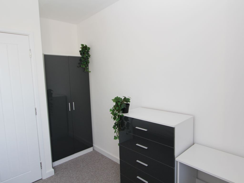 6 bed shared to rent in Coronation Road, Bristol BS16