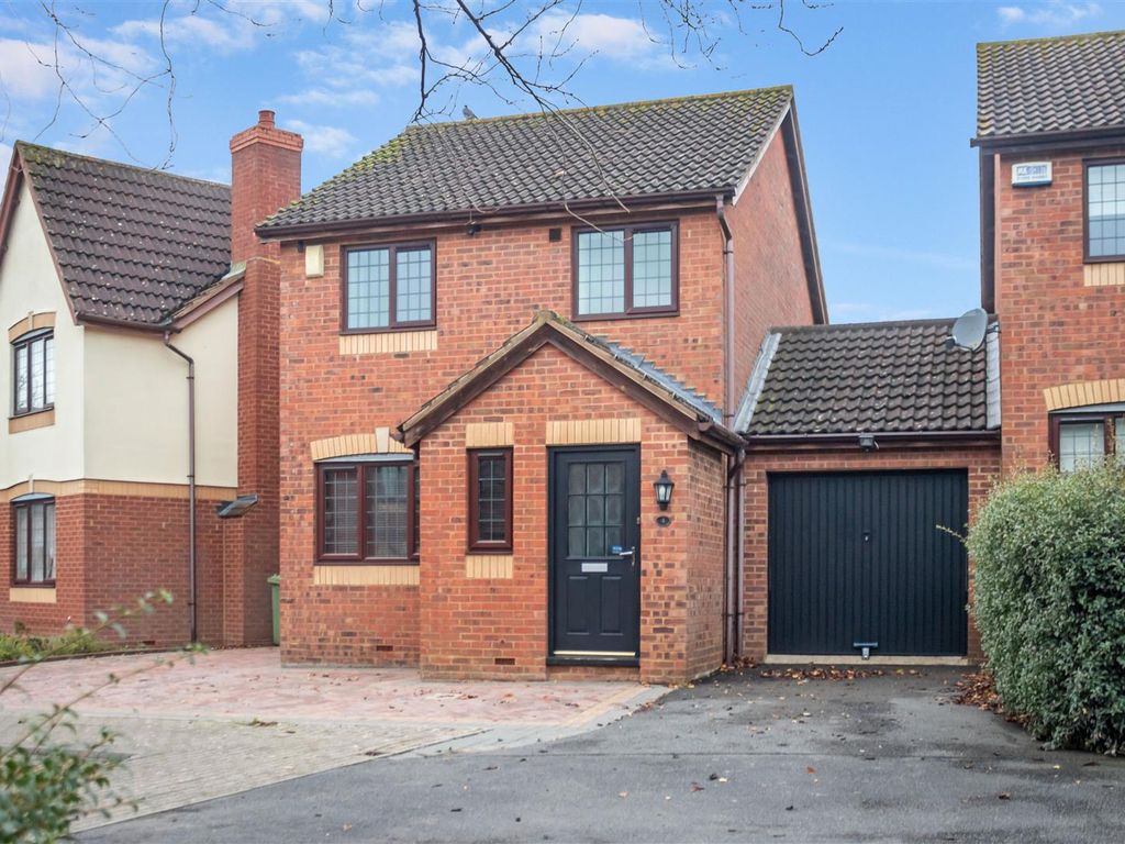 3 bed detached house for sale in Mayer Gardens, Shenley Lodge, Milton