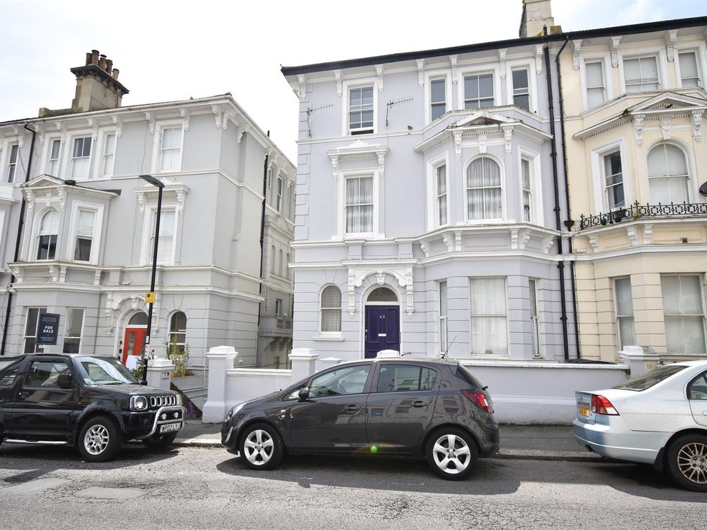 2 bed flat to rent in Church Road, St. LeonardsOnSea TN37 Zoopla