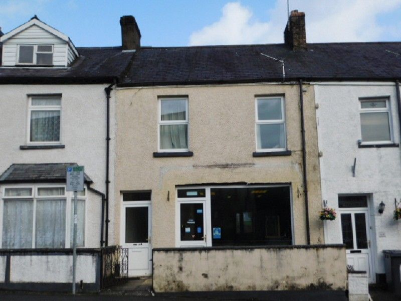 2 bed property for sale in New Road, Llandeilo, Carmarthenshire. SA19