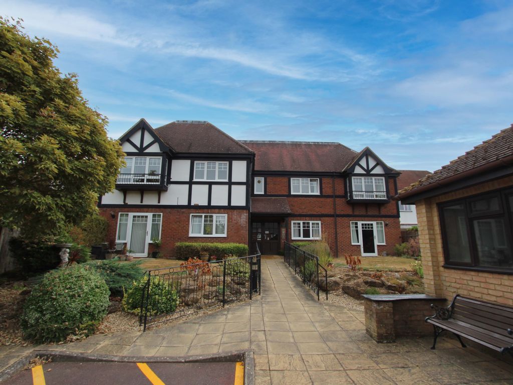 2 bed flat for sale in Park Lane, Tilehurst, Reading RG31 Zoopla
