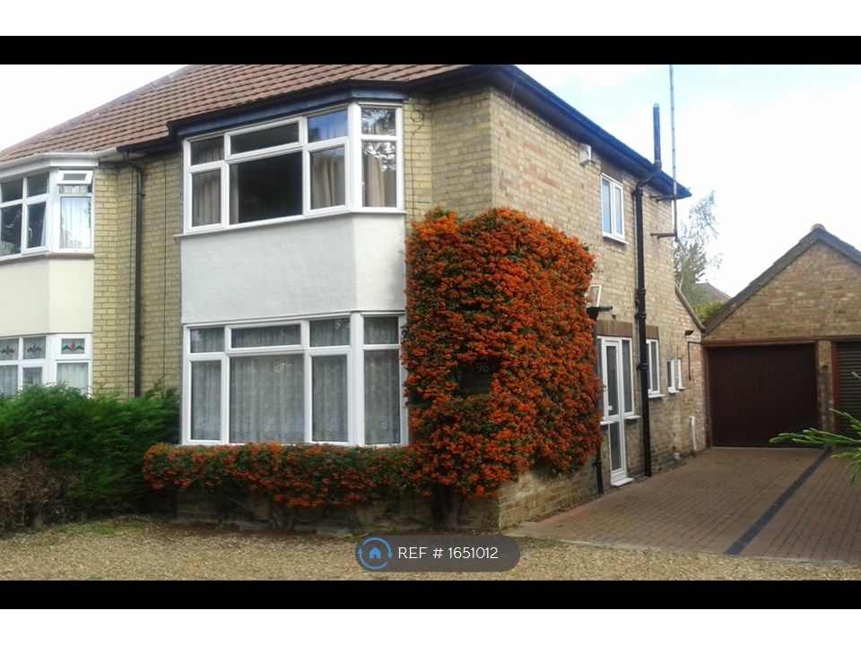 3 bed semidetached house to rent in King's Hedges Road, Cambridge CB4