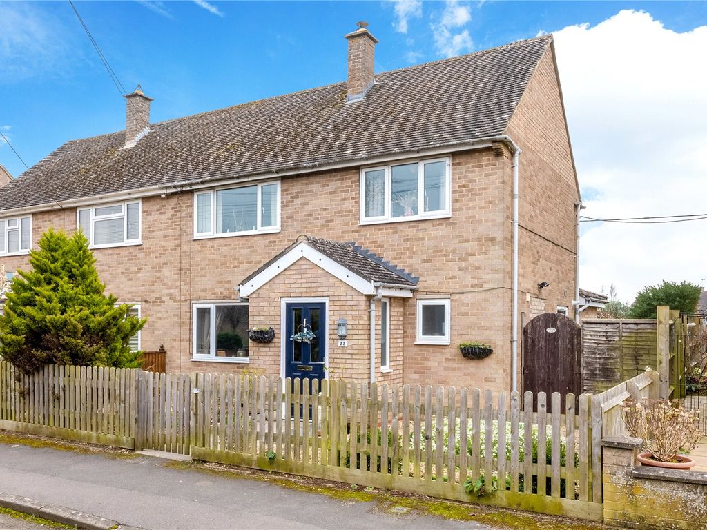 3 bed semidetached house for sale in Windmill Street, Deddington