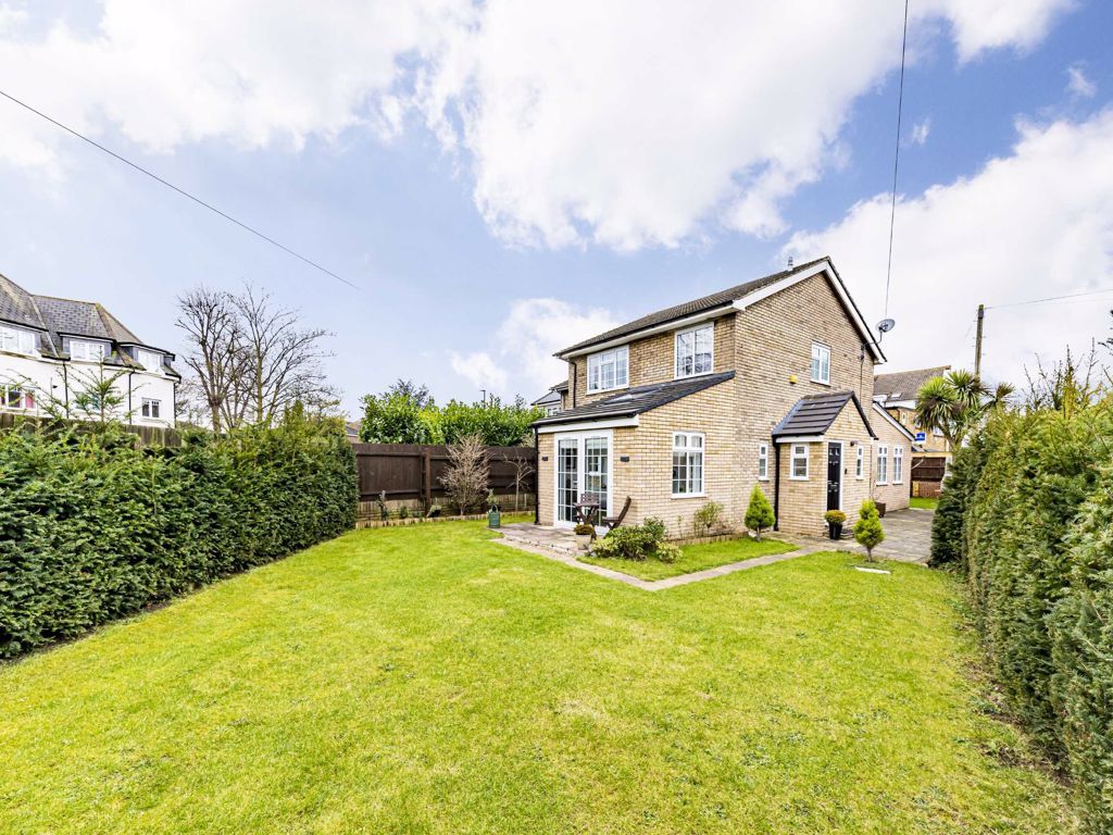 4 bed semidetached house for sale in Green Lane, Shepperton TW17 Zoopla