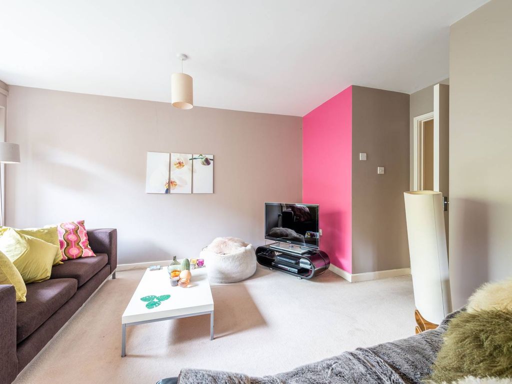 Bailey Mews, Brixton, London SW2  