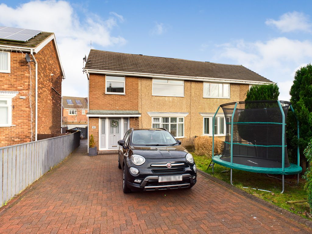 3 bed semidetached house for sale in Castledene Road, Consett, Durham