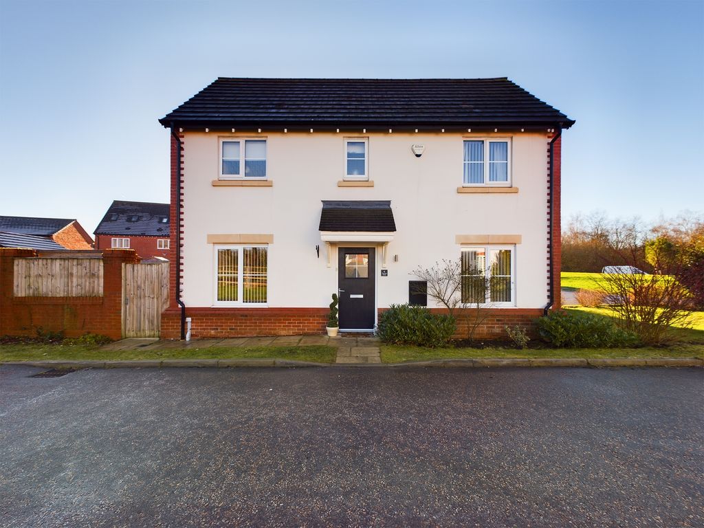 3 bed semidetached house for sale in Gathurst Hall, Gathurst Lane