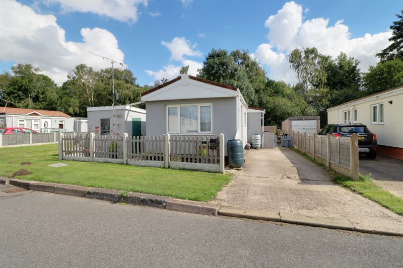 First Avenue, Ashfield Park, Scunthorpe DN17  