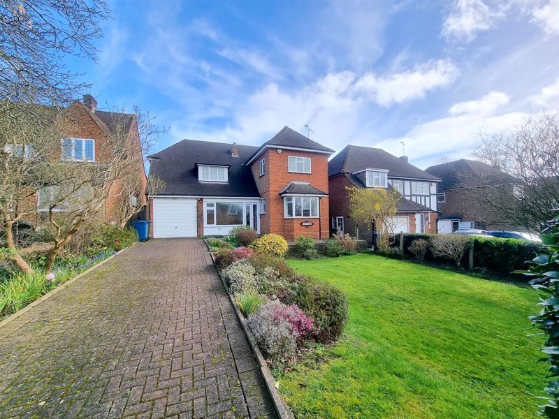 3 bed detached house for sale in Rowlands Avenue, Pinner HA5, £975,000