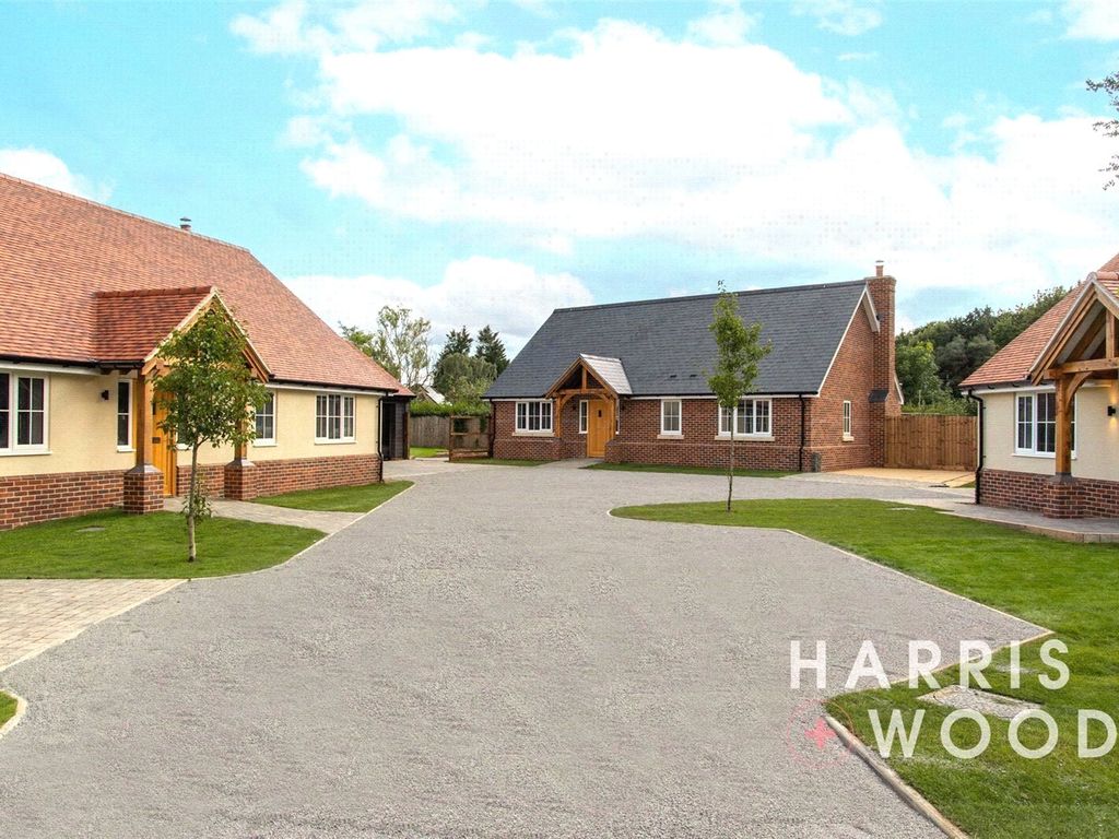 New home, 3 bed bungalow for sale in Shepherds Retreat, High Street