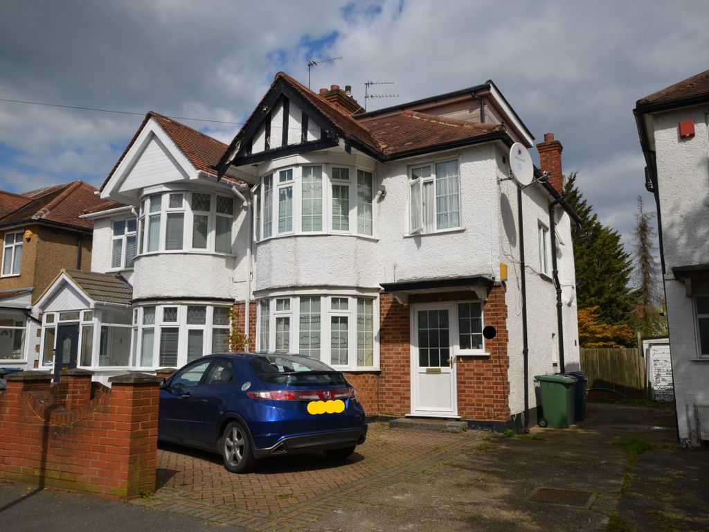 4 bed semidetached house for sale in Oakfield Avenue, Harrow HA3 Zoopla