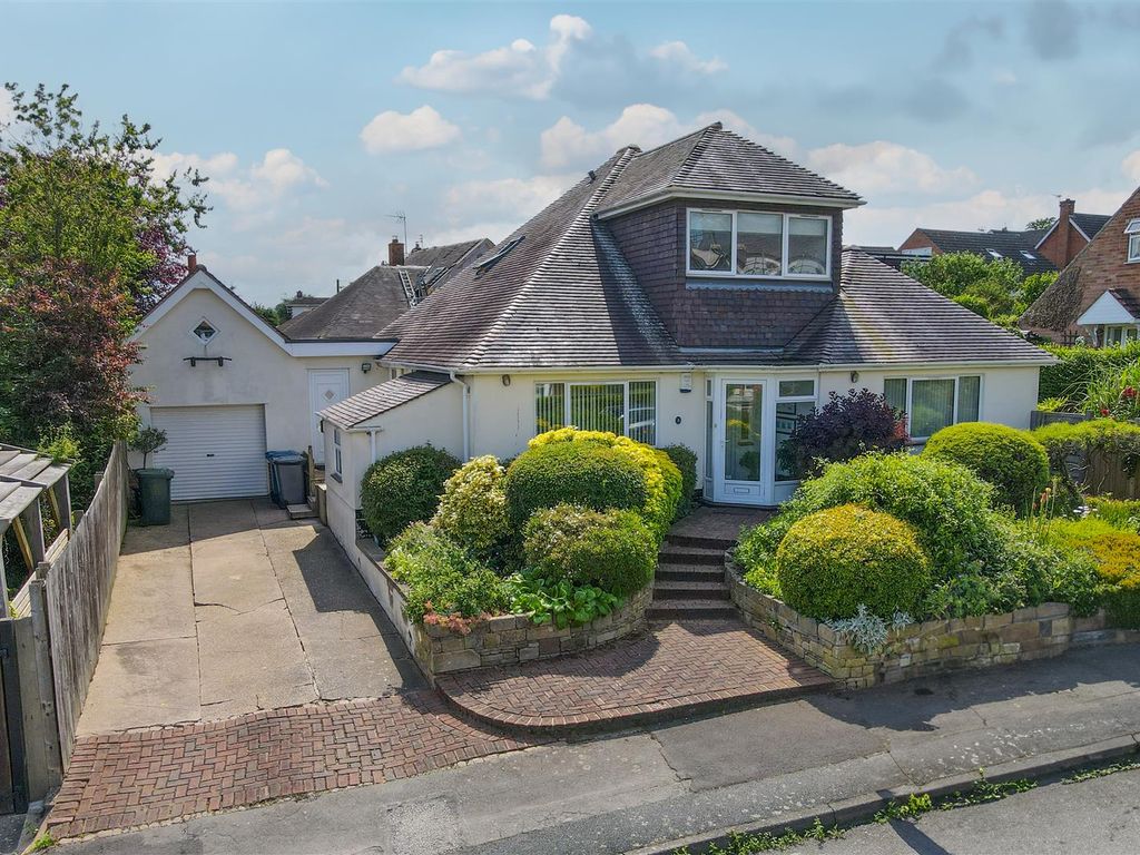 4 bed detached house for sale in Rose Grove, Keyworth, Nottingham NG12