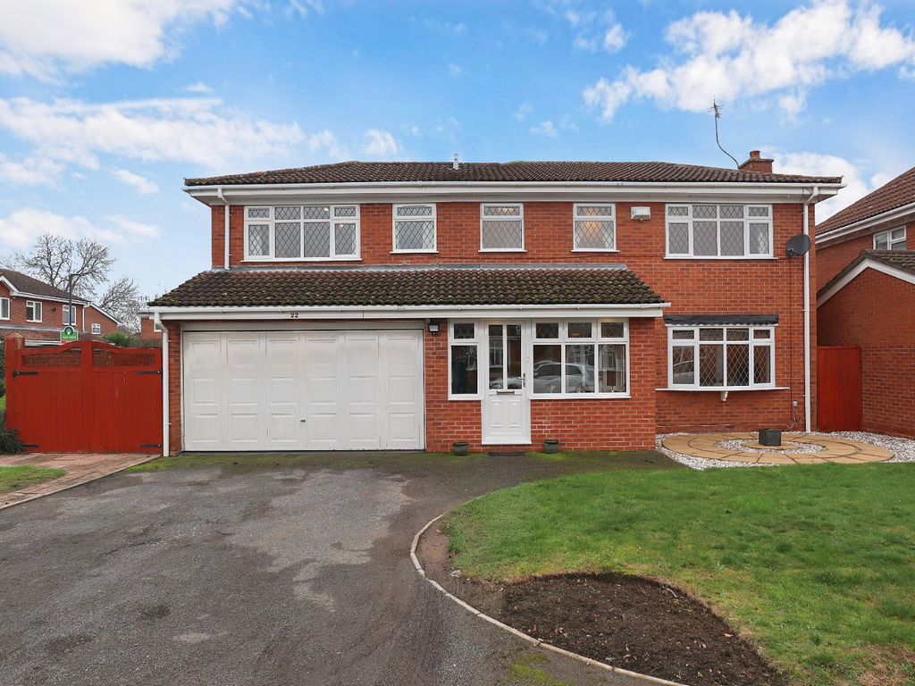 5 bed detached house for sale in Axminster Close, Horeston Grange