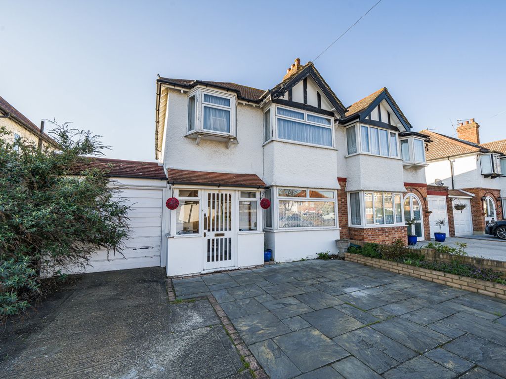 3 bed semidetached house for sale in Ash Road, Sutton SM3 Zoopla