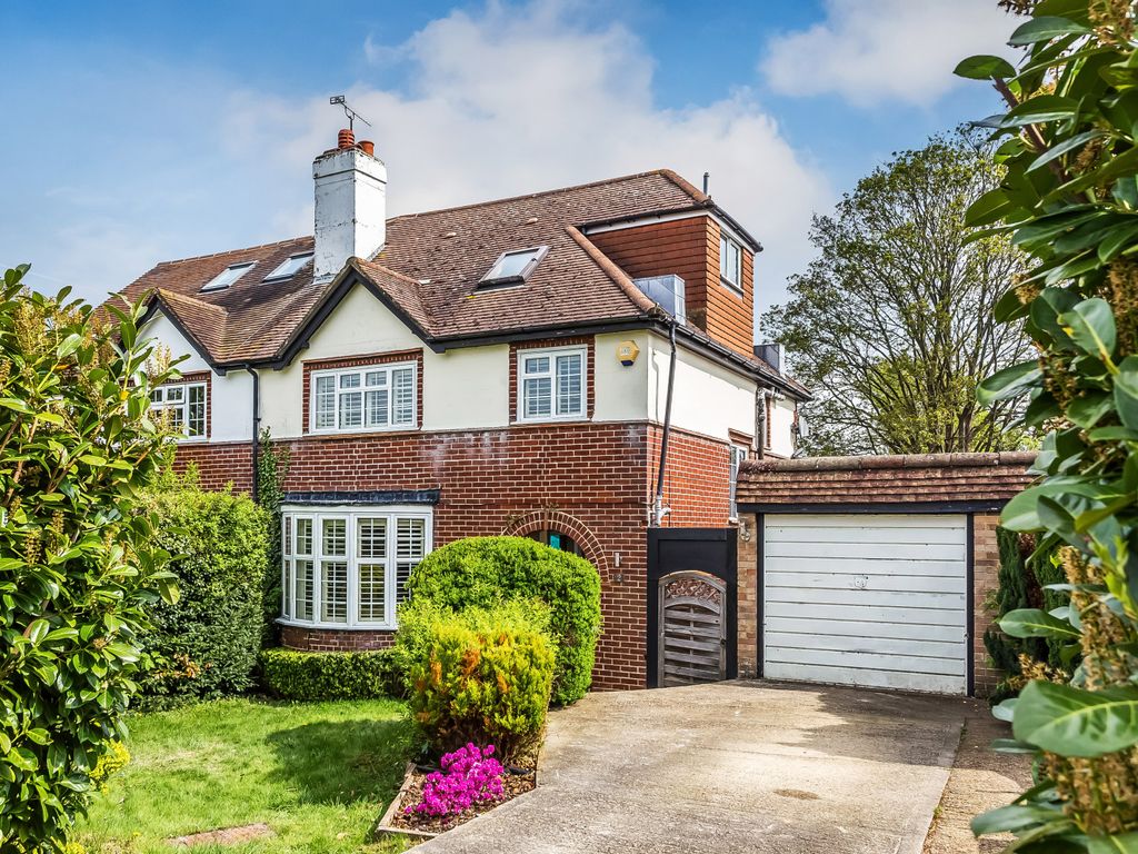 4 bed semidetached house for sale in Roundwood Way, Banstead, Surrey