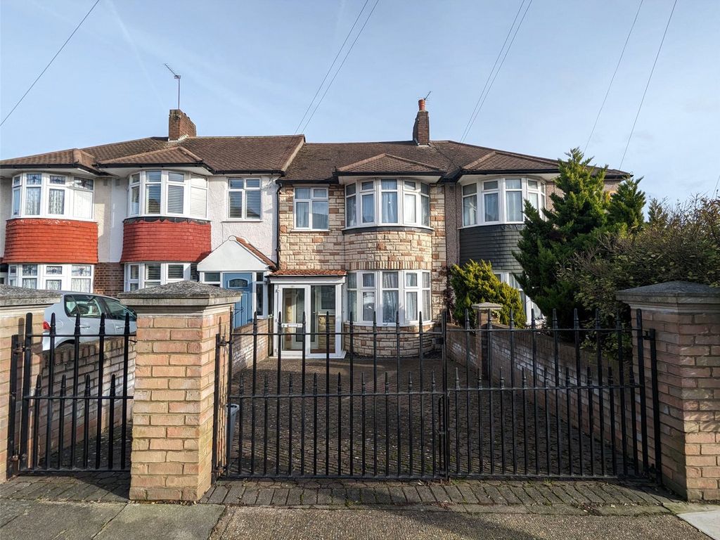 3 bed terraced house for sale in Burford Road, Catford, London SE6, £