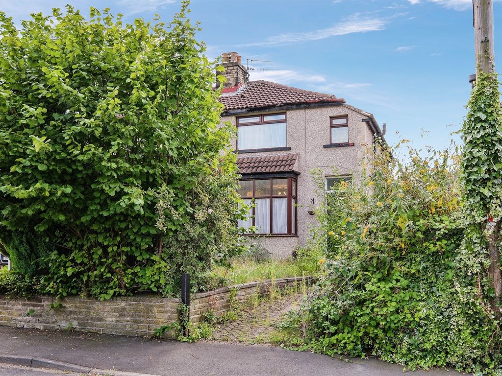 3 bed semidetached house for sale in Apperley Gardens, Apperley Bridge