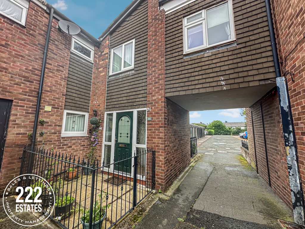 3 bed semidetached house for sale in Quebec Road, Warrington WA2, £