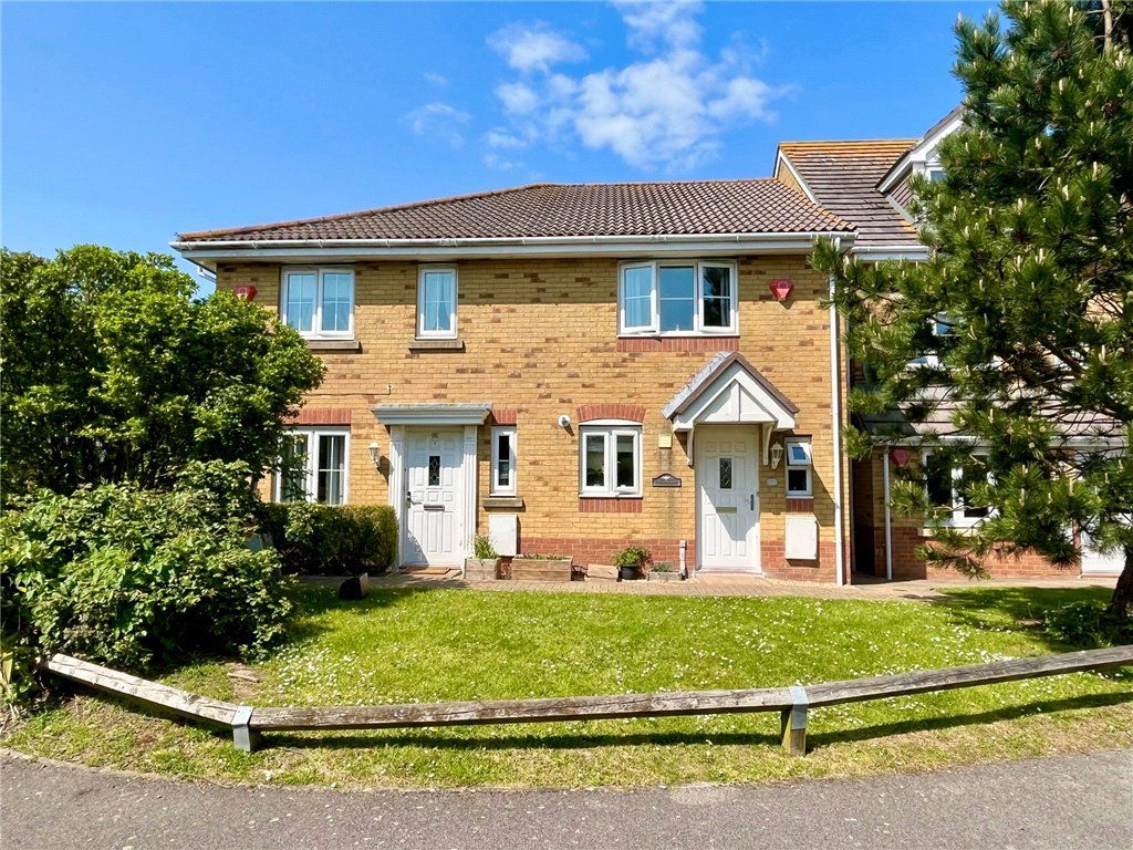 2 bed semidetached house for sale in Amherst Place, Ryde, Isle Of