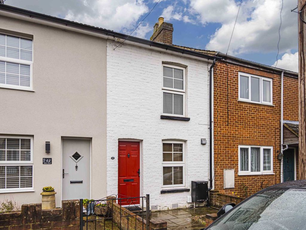 2 bed terraced house to rent in Puller Road, Hemel Hempstead HP1 Zoopla