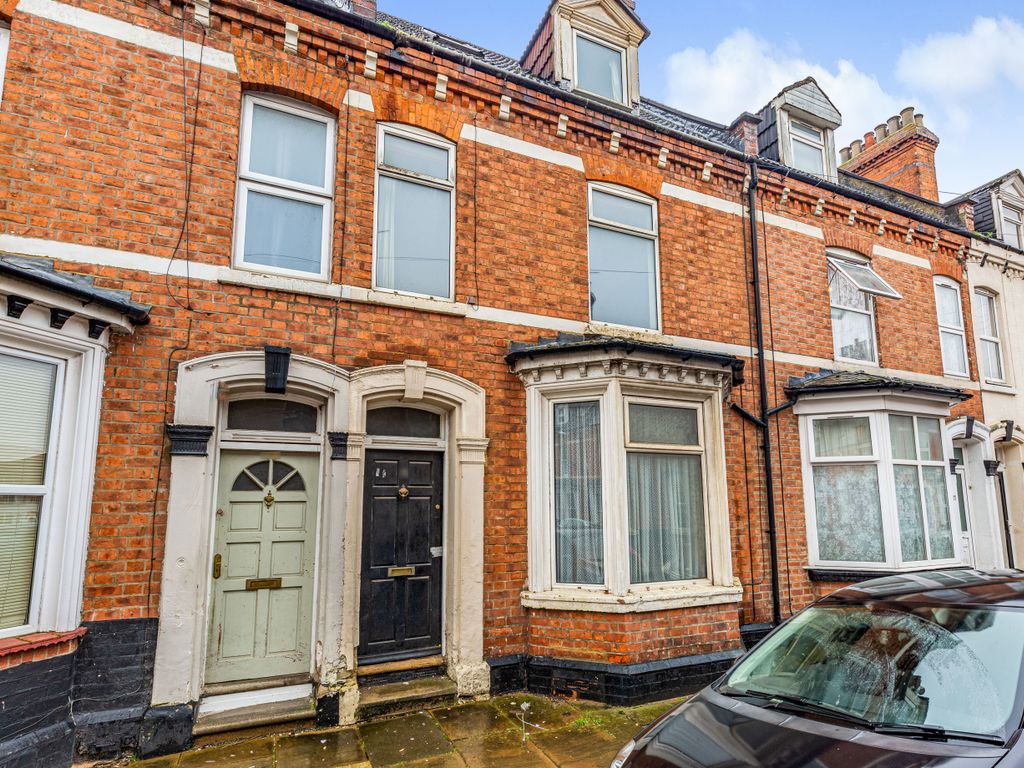 3 bed terraced house for sale in Agnes Road, Northampton NN2 Zoopla