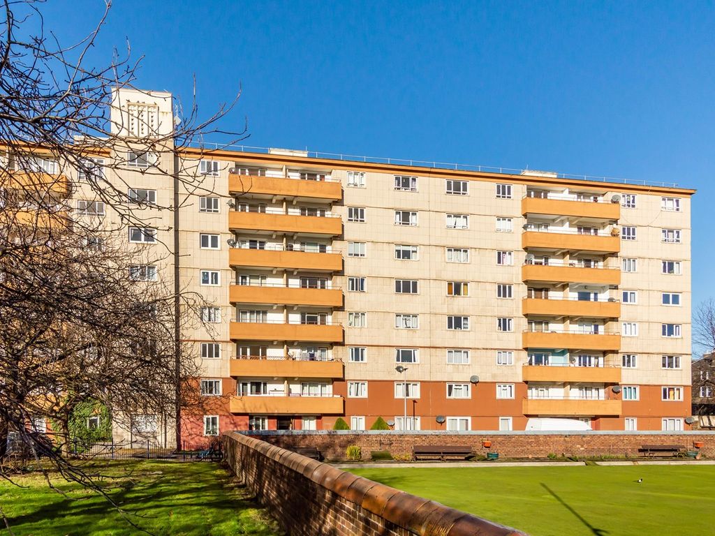 3 bed flat for sale in Westfield Court, Edinburgh EH11 Zoopla