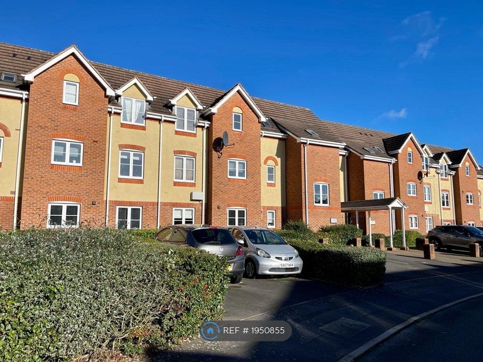 2 bed flat to rent in Warren House Walk, Sutton Coldfield B76, £875 pcm