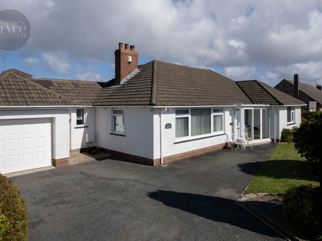 4 bed detached bungalow for sale in Haven Road, Haverfordwest
