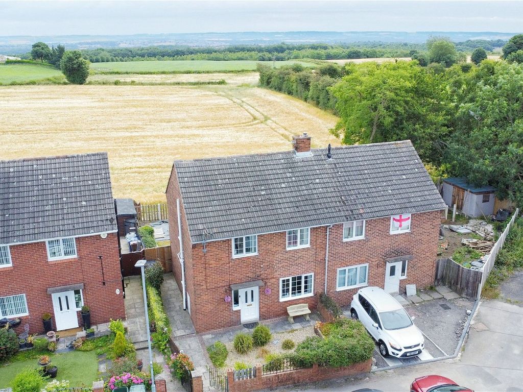 3 bed semidetached house for sale in Woodhead Drive, Blacker Hill