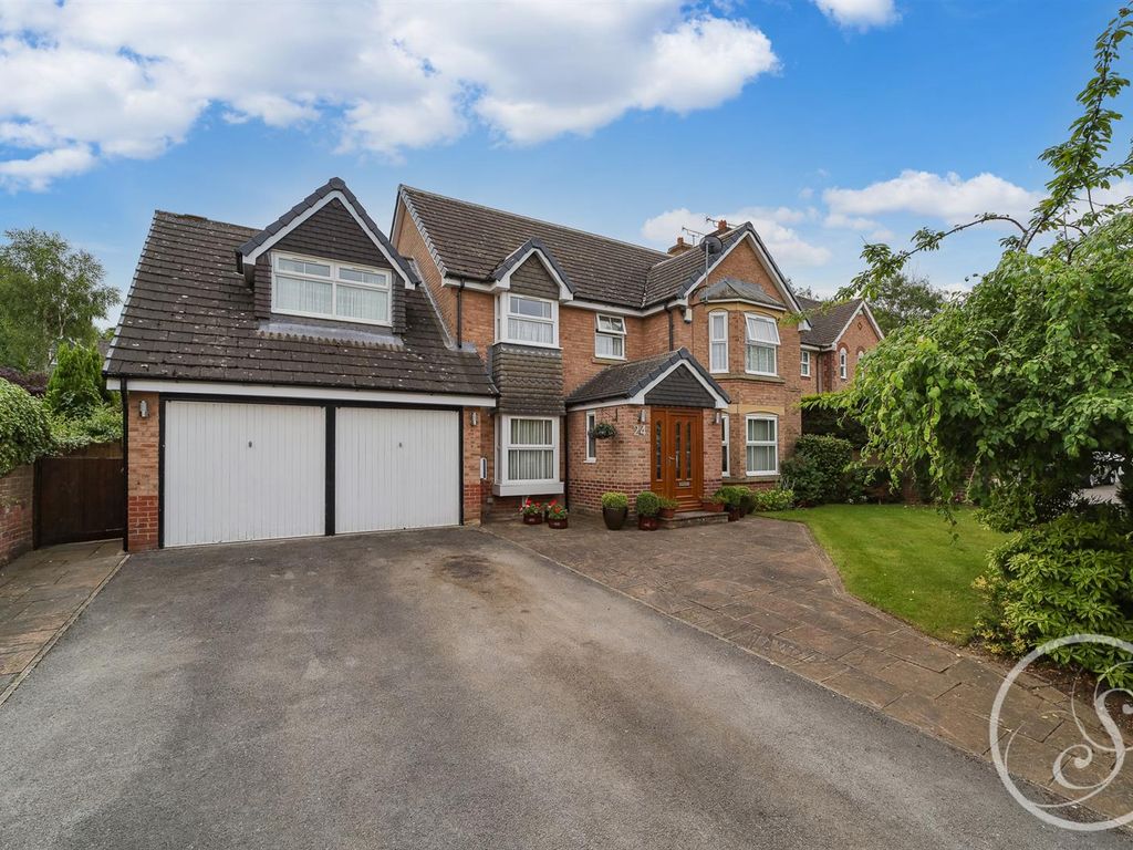 Wigton Park Close, Leeds LS17  